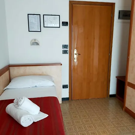 Ben Torre Pedrera 3* רימיני