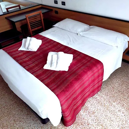 Ben Torre Pedrera Otel Rimini